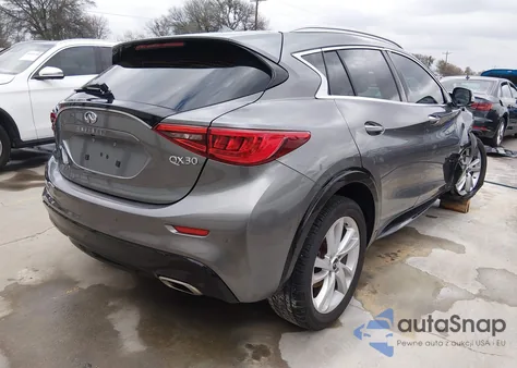 2017 Infiniti Qx30 Premium z USA, uszkodzony, nr VIN SJKCH5CP8HA027428